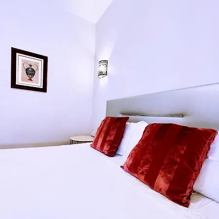 Easy Spain - Del Cura Апартаменты *